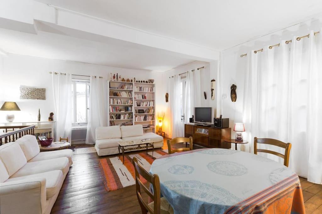 Appartement Le Nid Du Saleys - 70 M2 Centre Ville De Salies-De-Bearn Ngoại thất bức ảnh
